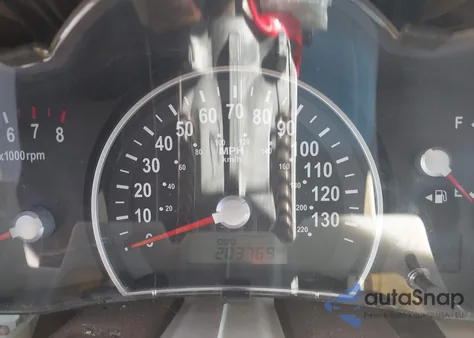 2006 Kia Sedona Ex/Lx from USA, damaged, VIN KNDMB233466031349